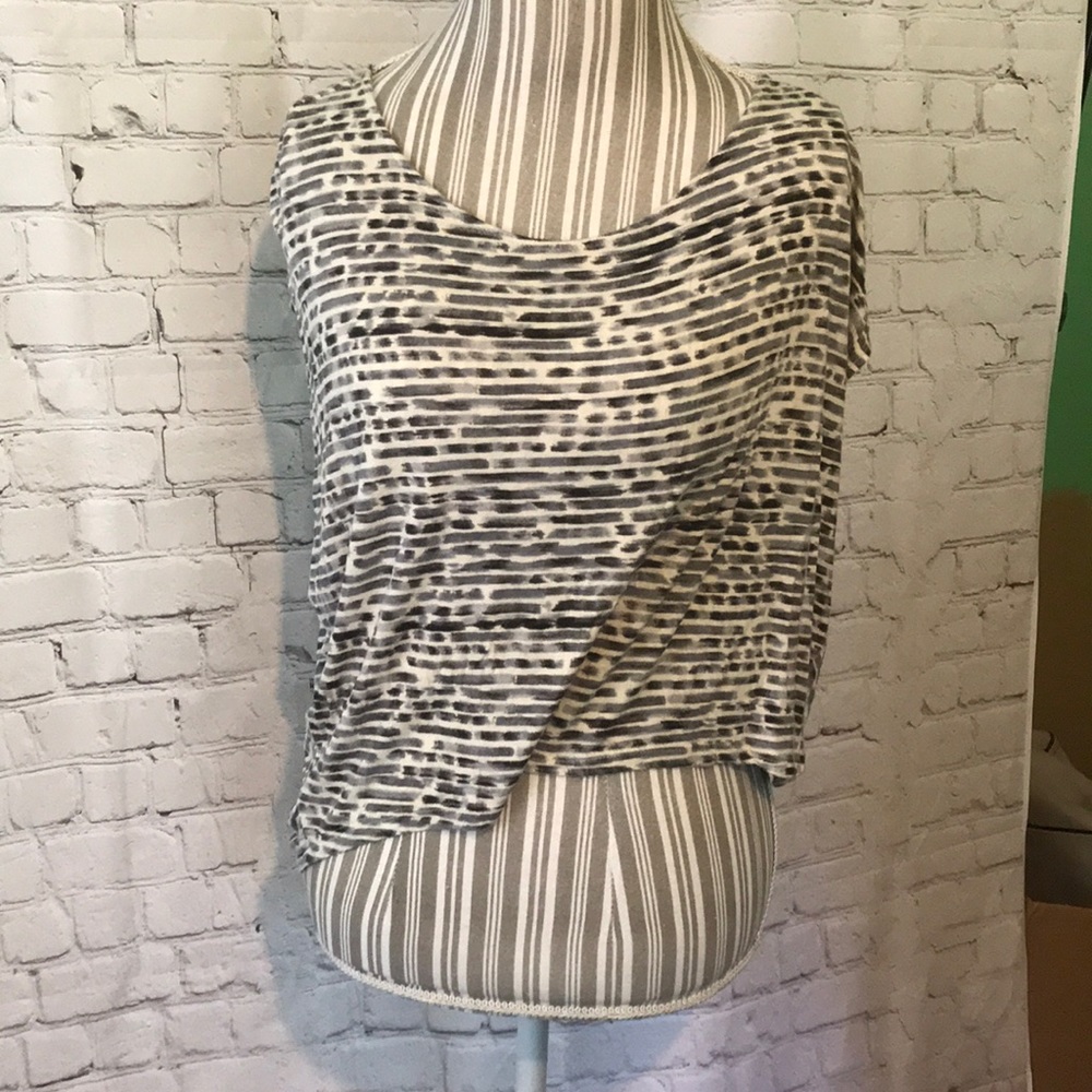 LUSH Open Sleeve Tank